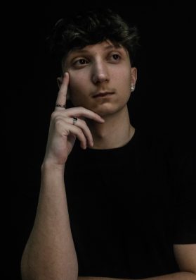 Andrei Vlad - Extra - Reparations